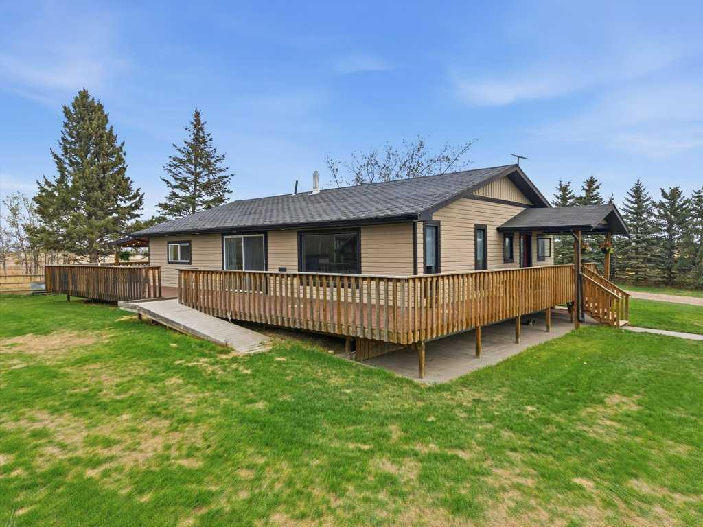 Picture for 38077 Range Road 234  