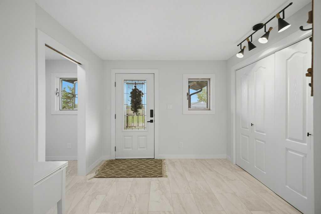 Picture for 38077 Range Road 234  