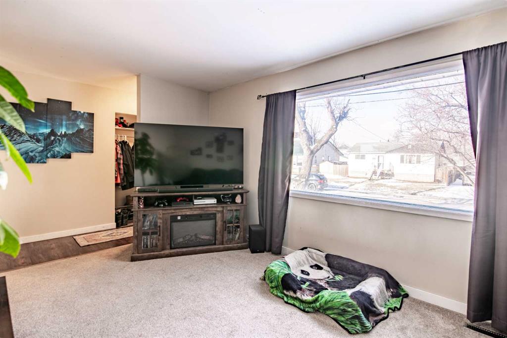 Picture for 5903 56 Avenue 