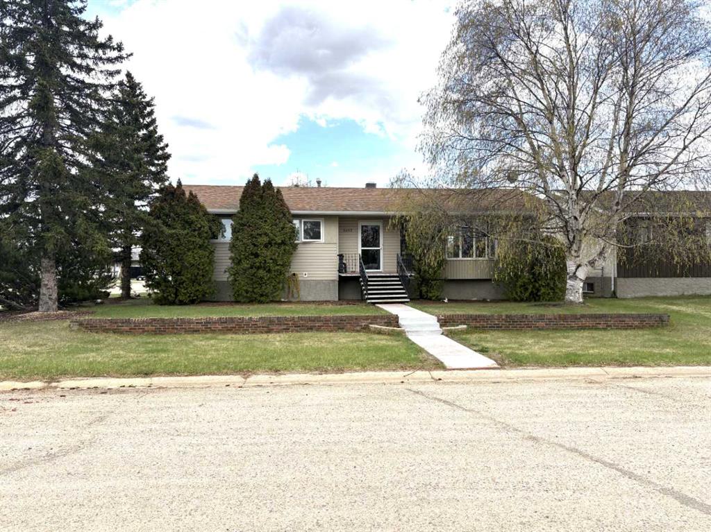 Picture for 5602 47 Avenue W