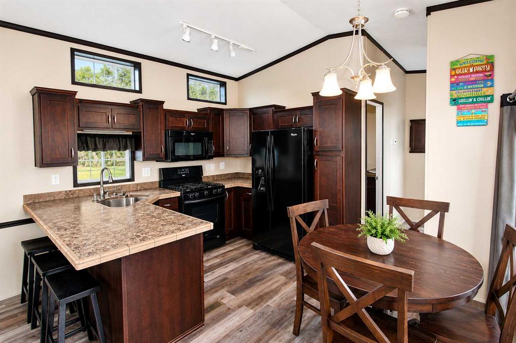 Picture for 5036, 35468 Range Road 30  