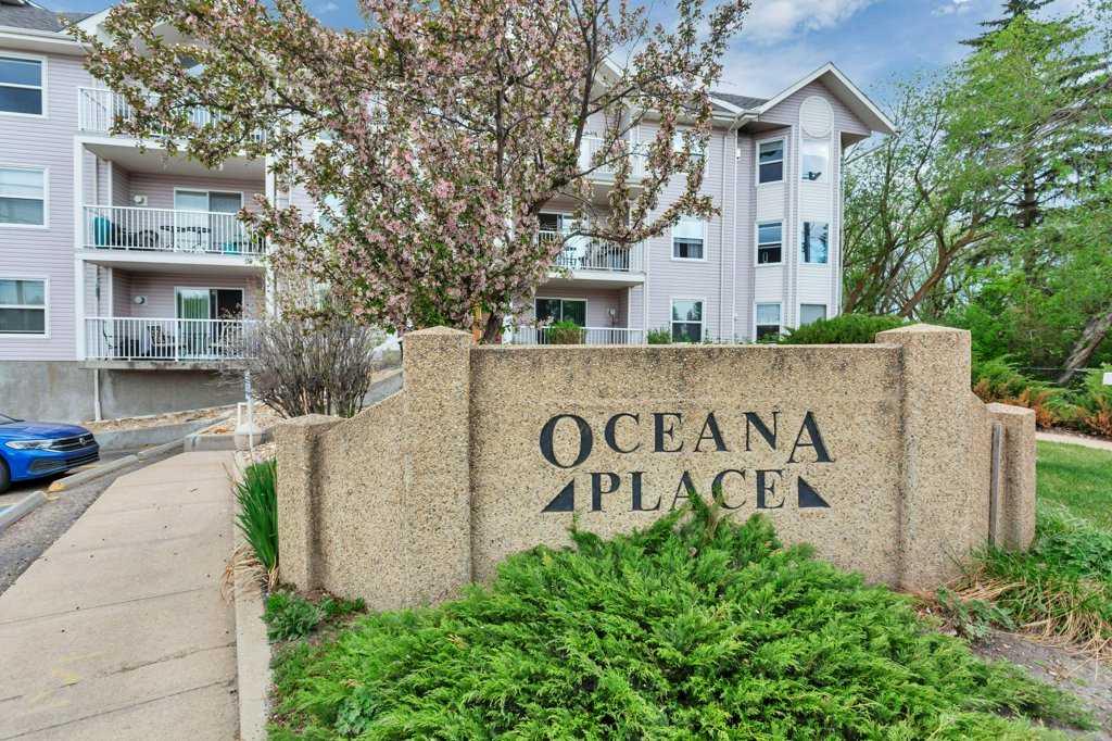 Picture for 103, 5435 Lakeshore Drive 