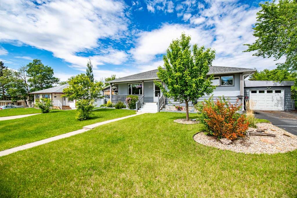 Picture for 5024 43 Street  