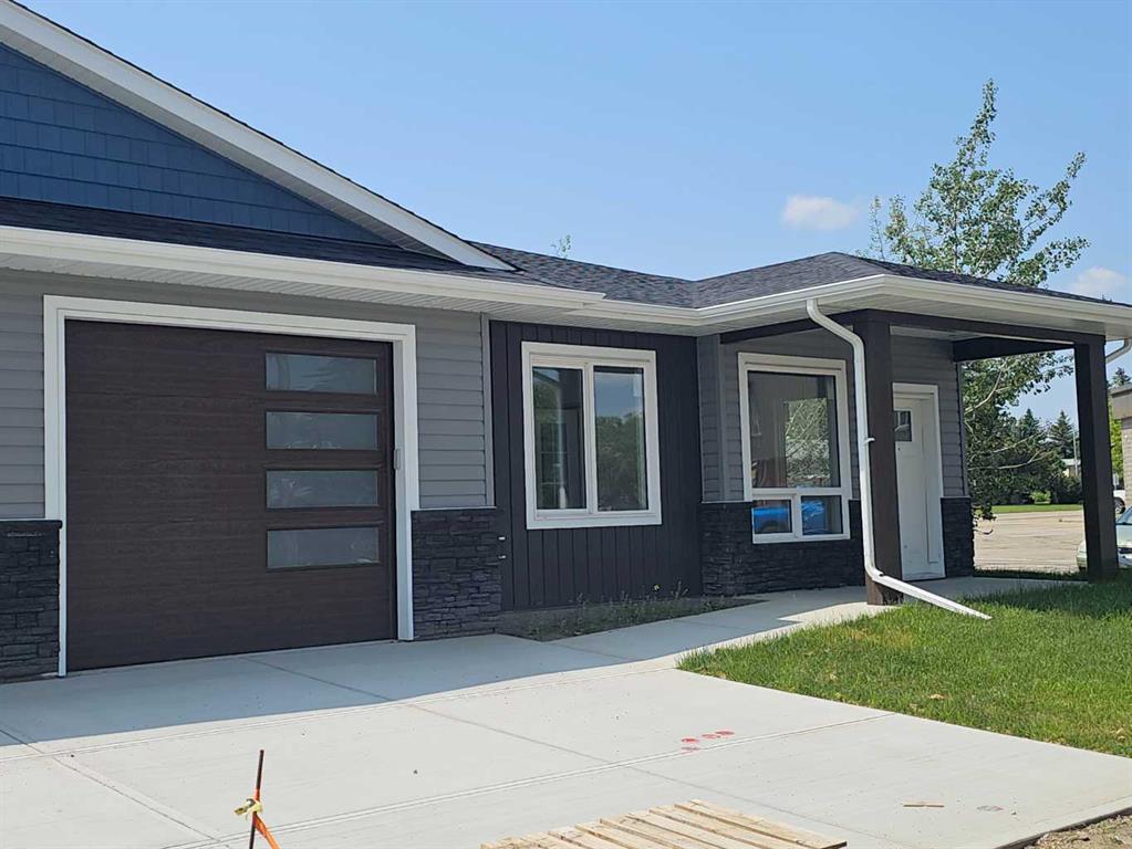 Picture for #4, 4738 49A Avenue 