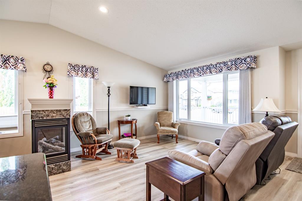 Picture for 8 Oswald Close  https://www.cirrealty.ca/reb/cara/6/A2260856_16.jpg