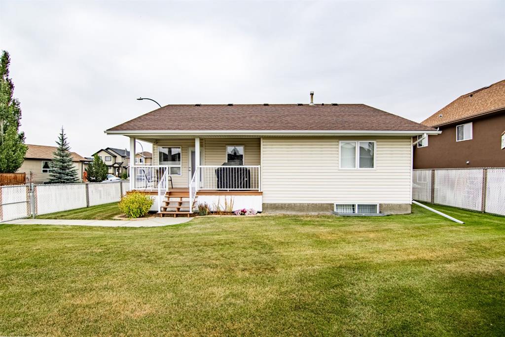 Picture for 8 Oswald Close  https://www.cirrealty.ca/reb/cara/6/A2260856_7.jpg