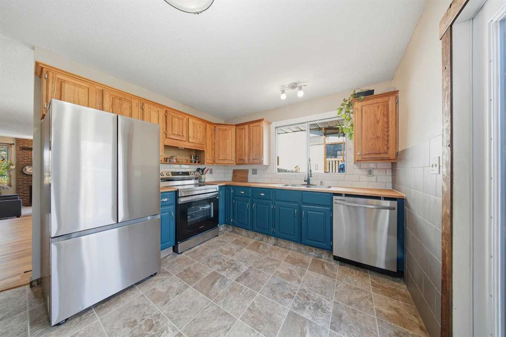 Picture for 55 Nyman Crescent  https://www.cirrealty.ca/reb/cara/6/A2262976_10.jpg