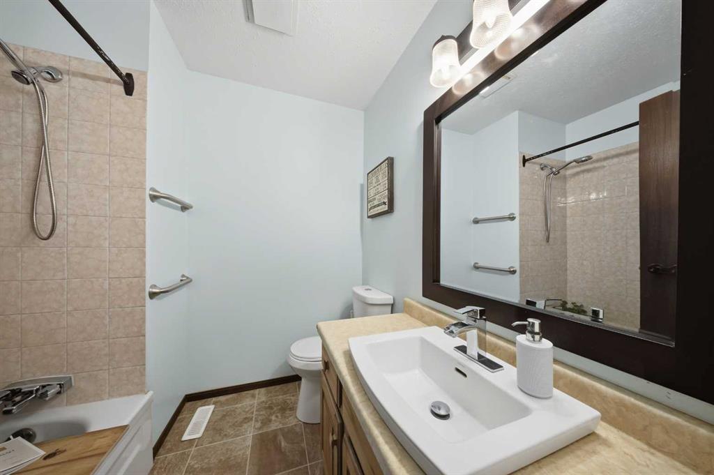 Picture for 55 Nyman Crescent  https://www.cirrealty.ca/reb/cara/6/A2262976_13.jpg