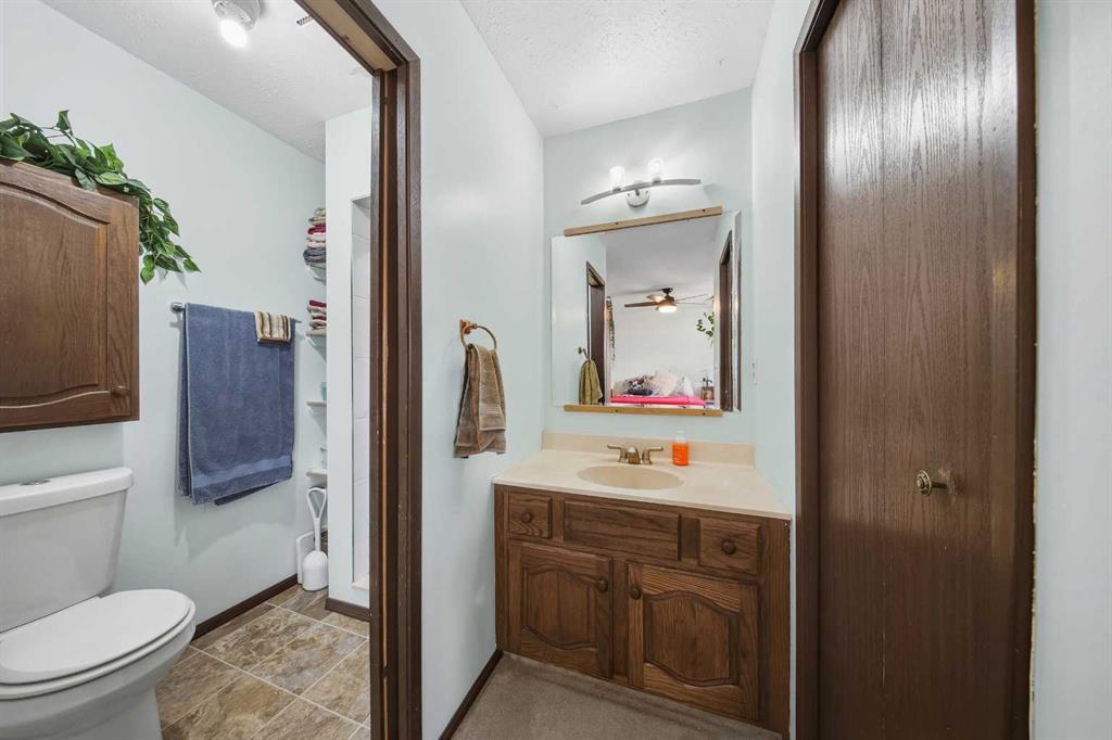 Picture for 55 Nyman Crescent  https://www.cirrealty.ca/reb/cara/6/A2262976_18.jpg