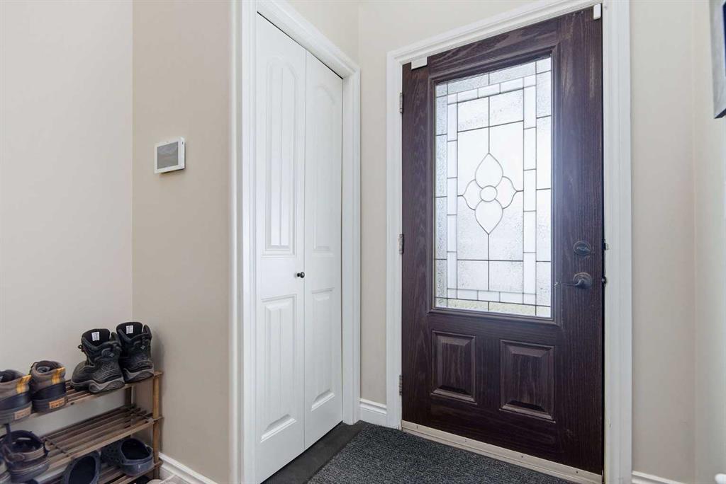 Picture for 184 Jenner Crescent  https://www.cirrealty.ca/reb/cara/6/A2265586_25.jpg