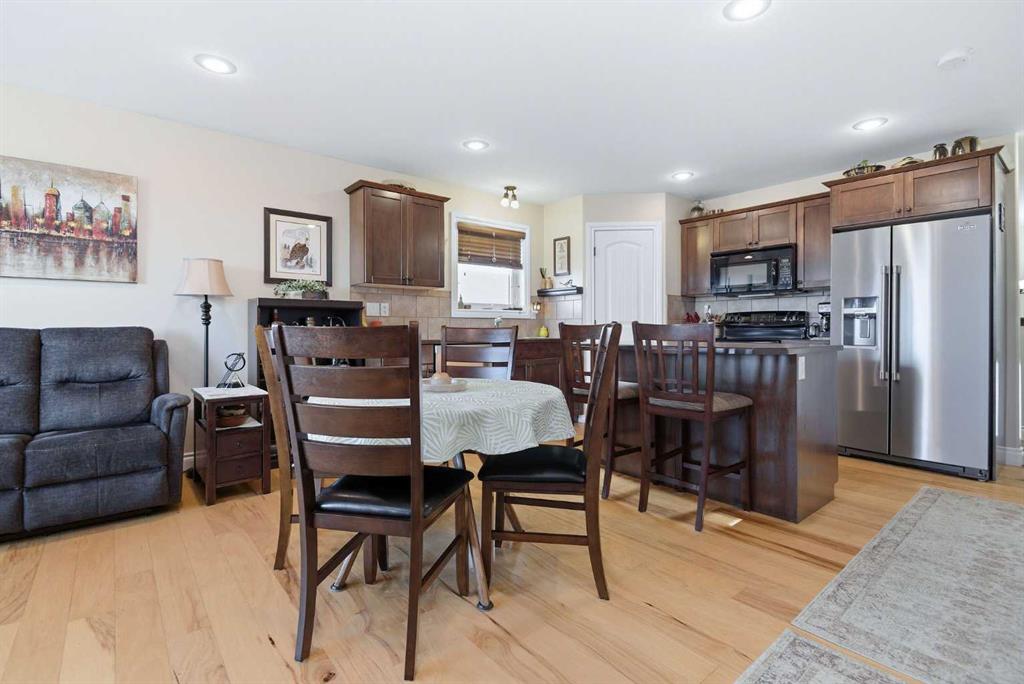Picture for 184 Jenner Crescent  https://www.cirrealty.ca/reb/cara/6/A2265586_3.jpg