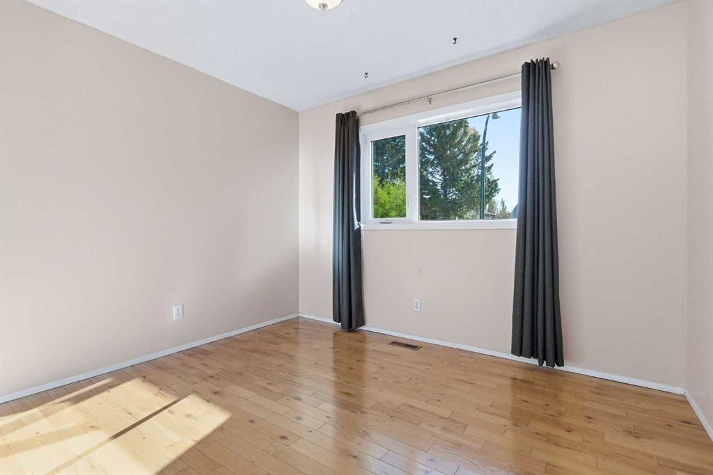 Picture for 93 Eastman Crescent  https://www.cirrealty.ca/reb/cara/6/A2266576_14.jpg