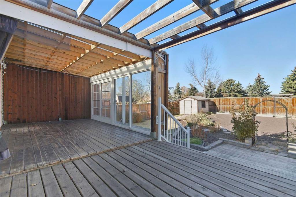 Picture for 93 Eastman Crescent  https://www.cirrealty.ca/reb/cara/6/A2266576_20.jpg