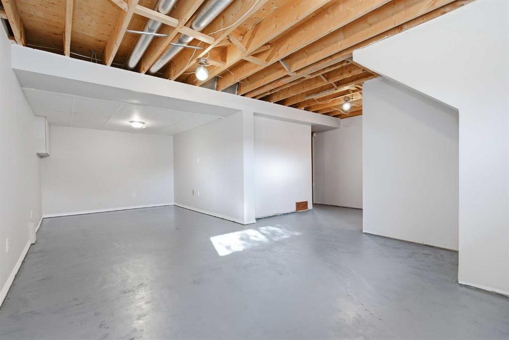 Picture for 93 Eastman Crescent  https://www.cirrealty.ca/reb/cara/6/A2266576_27.jpg