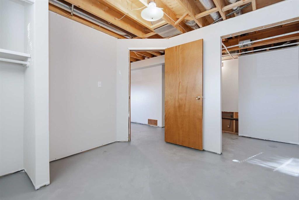 Picture for 93 Eastman Crescent  https://www.cirrealty.ca/reb/cara/6/A2266576_29.jpg