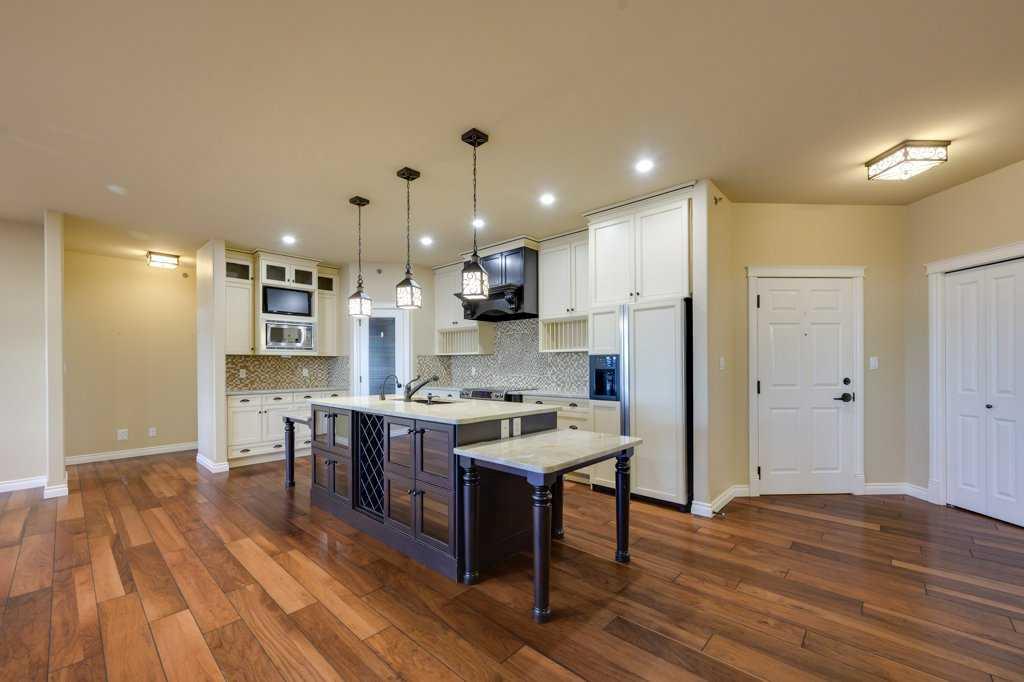 Picture for 404, 5213 61 Street 