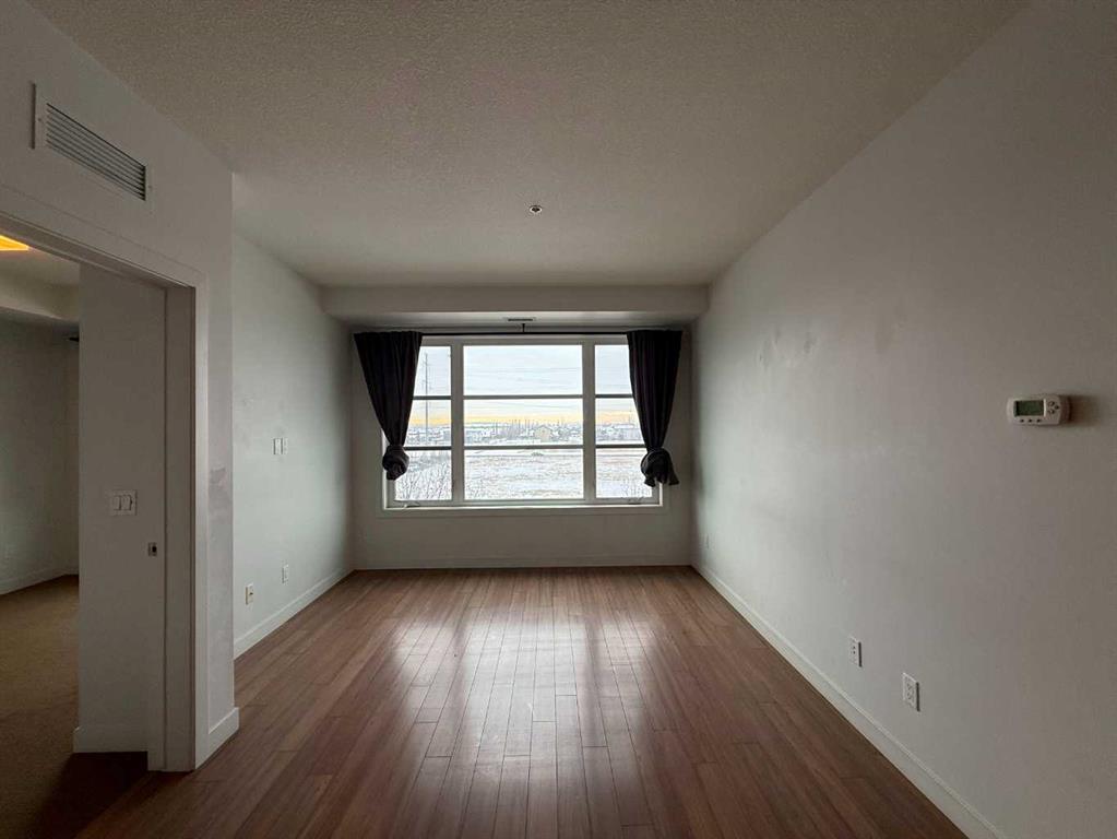 Picture for 5309, 2660 22 Street 