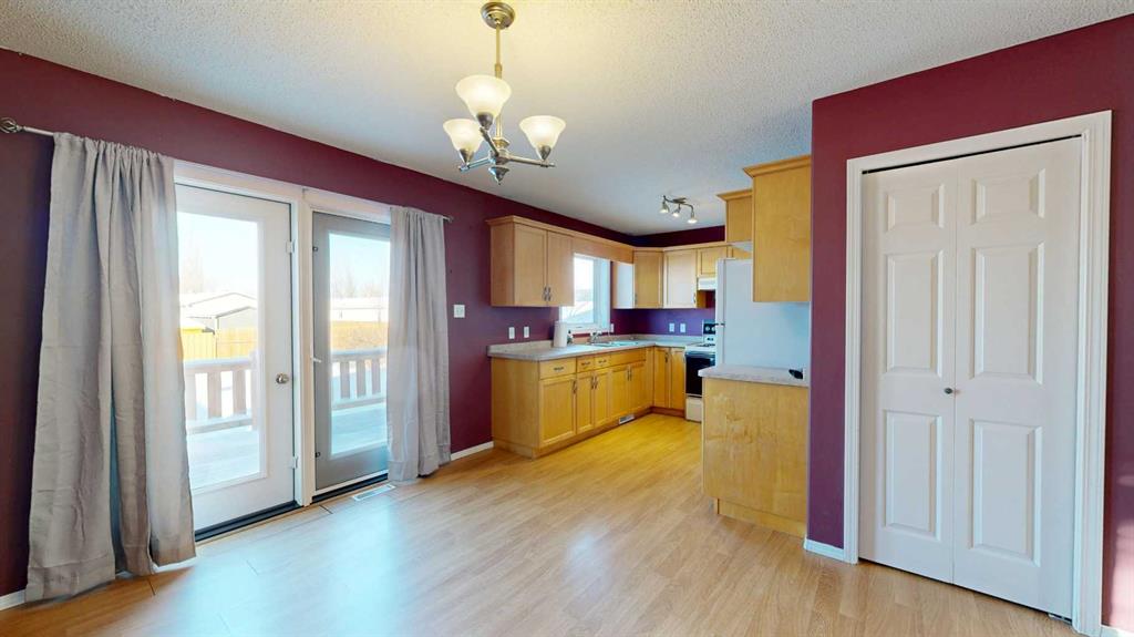 Picture for 6028 52 Avenue 