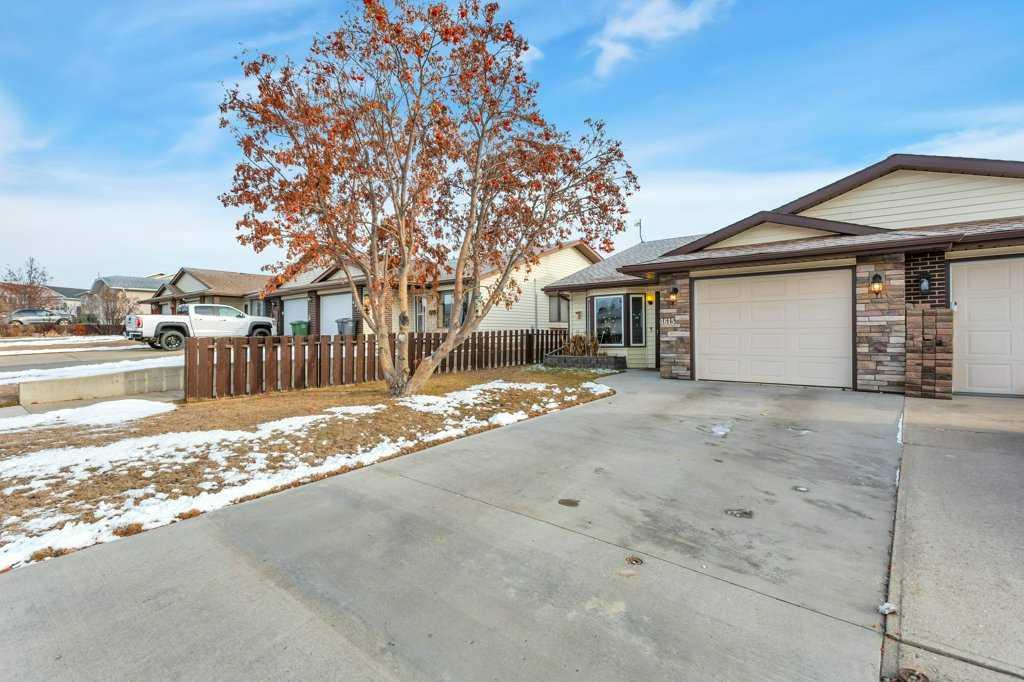 Picture for 4615 52 Street 