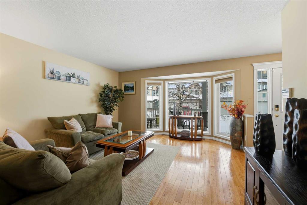 Picture for 32, 73 Addington Drive 