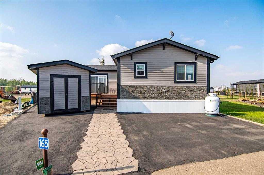 Picture for 165, 41019 Range Road 11  