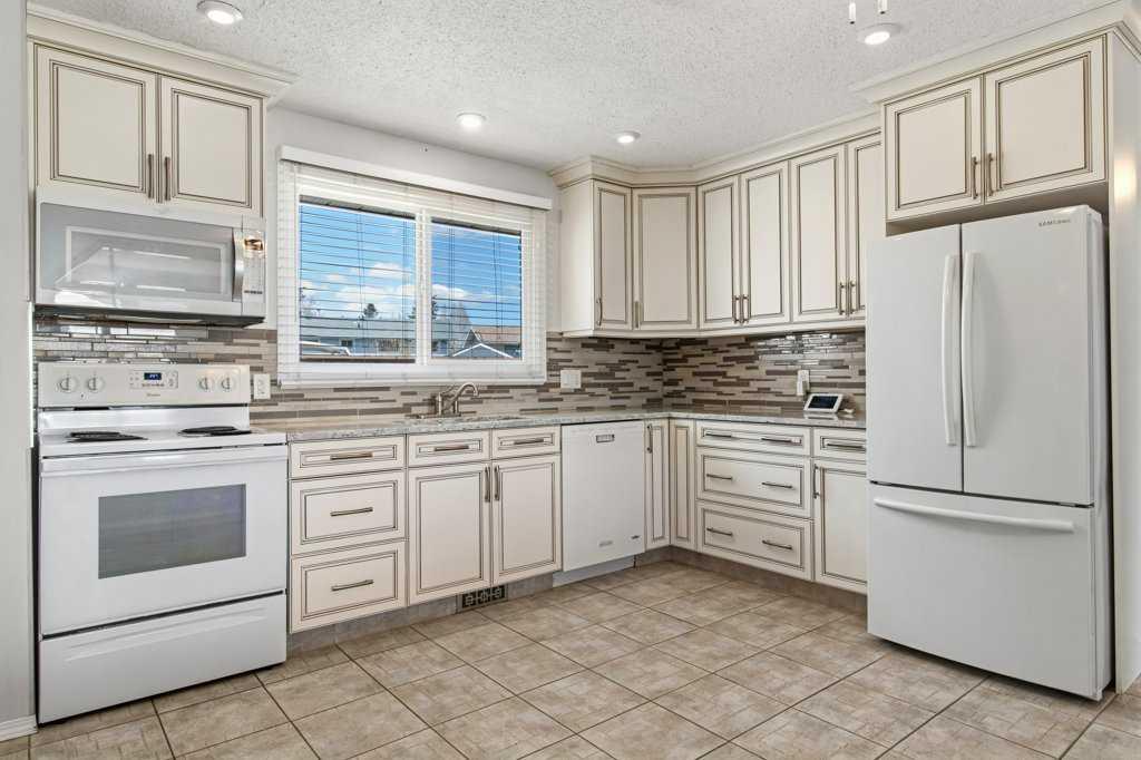 Picture for 40 Neal Close 