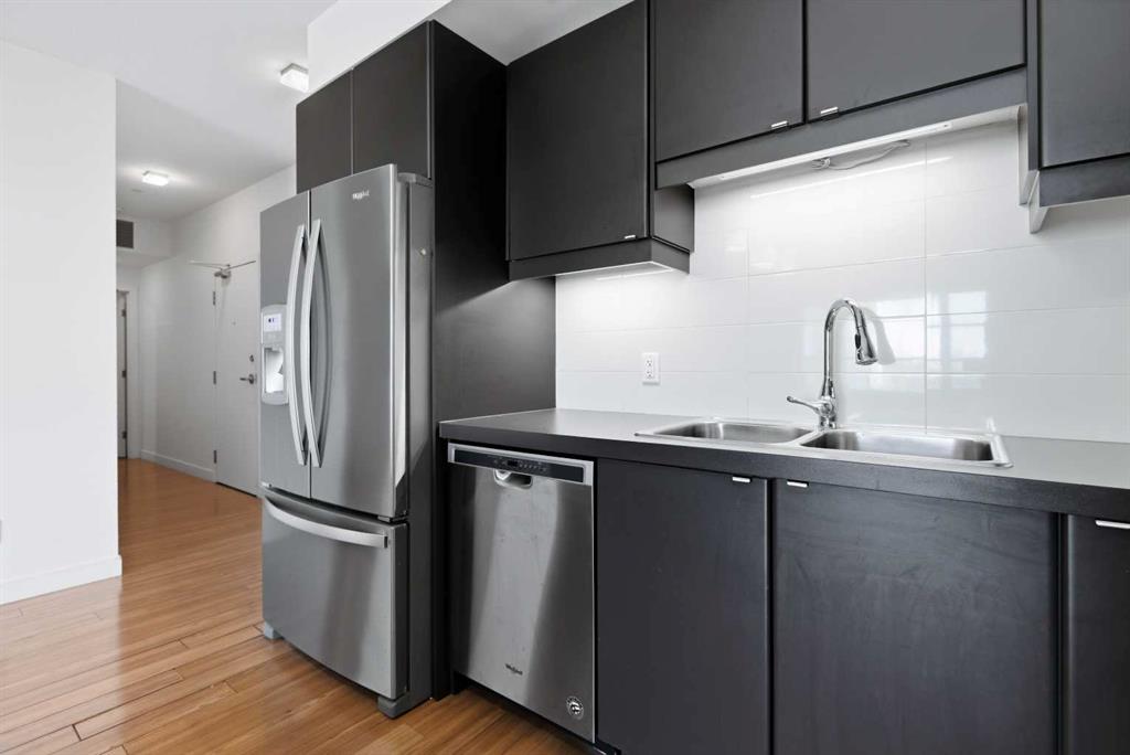 Picture for 5308, 2660 22 Street 