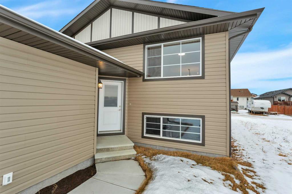 Picture for 4424 53 Street 