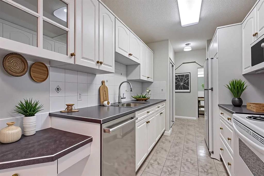 Picture for 312, 5330 47 Avenue 