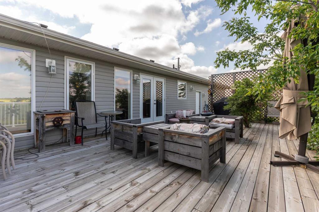 Picture for 43440 Range Road 113  