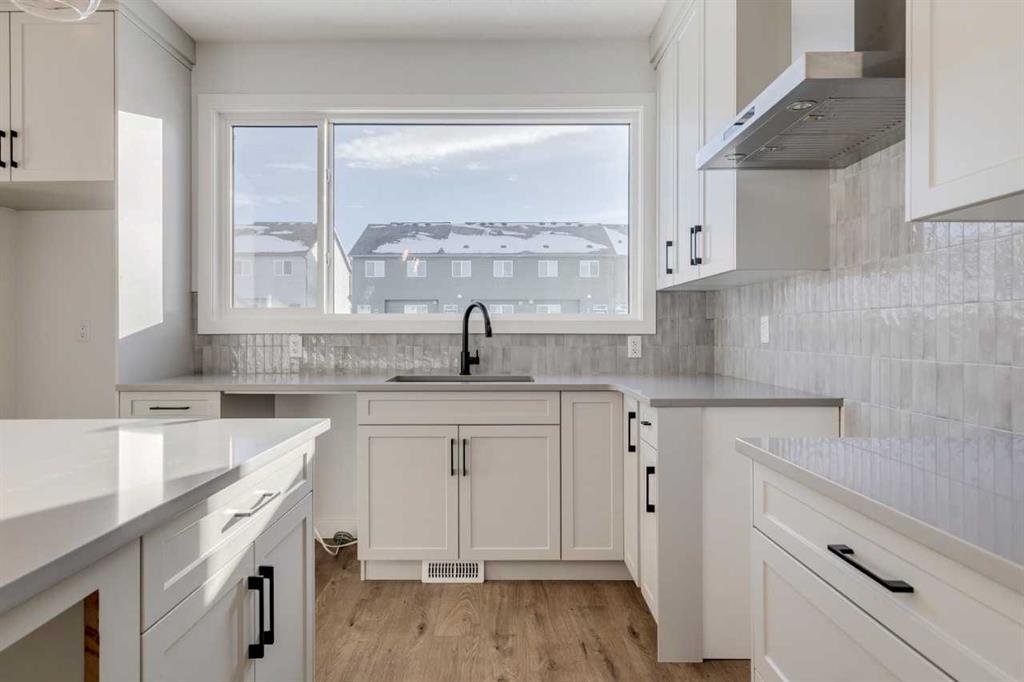 Picture for 33 Savanna Place NE