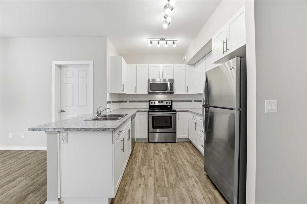 Picture for F4, 5300 Vista Trail 