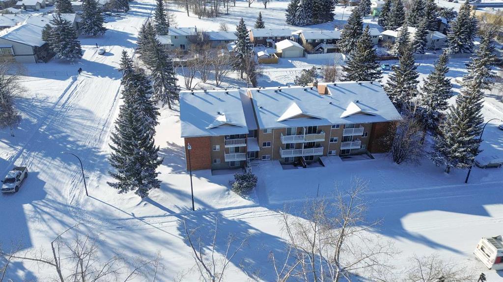 Picture for 302, 41 Bennett Street 