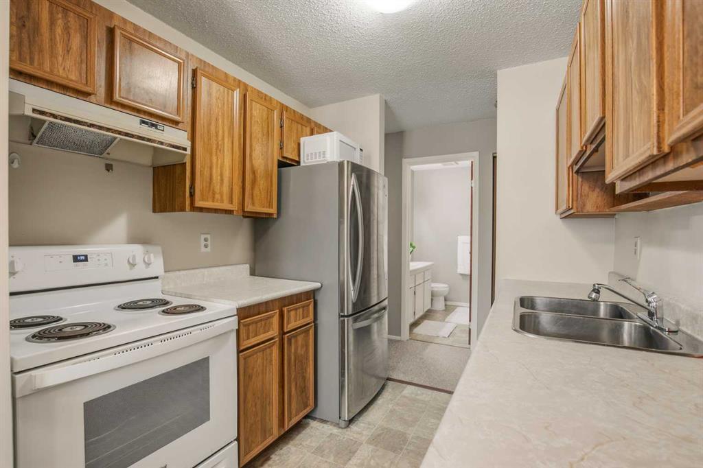 Picture for 302, 41 Bennett Street 