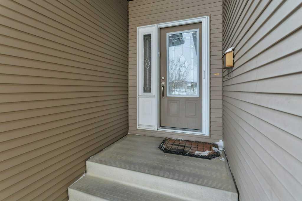 Picture for 134 Lougheed Close 