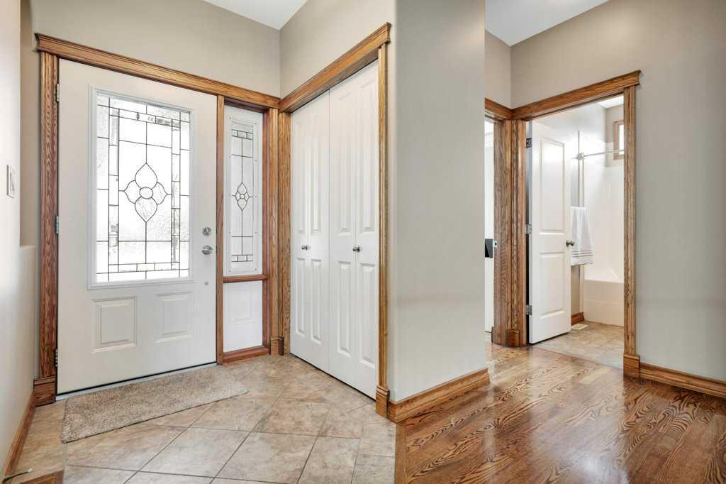 Picture for 134 Lougheed Close 