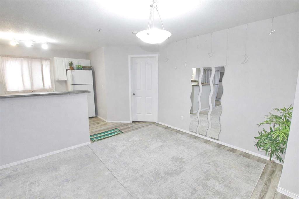 Picture for 1301, 12A Ironside Street 