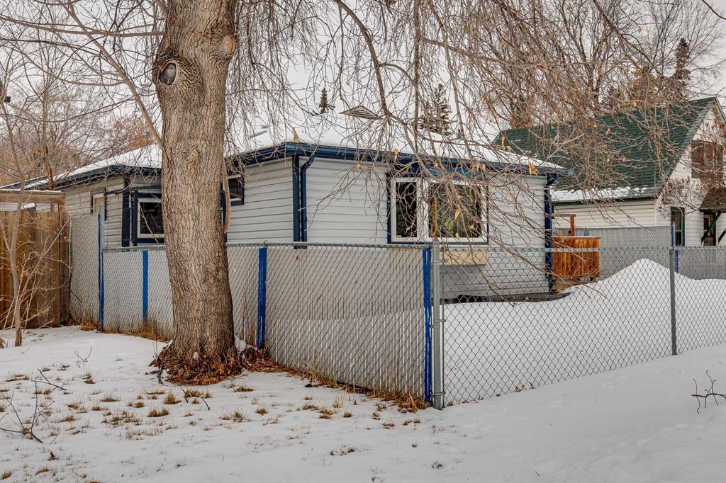 Picture for 5810 60 Street 