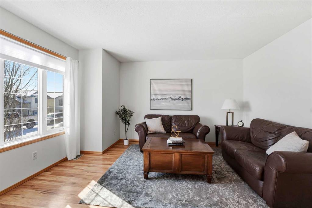 Picture for 32 Dynes Street 