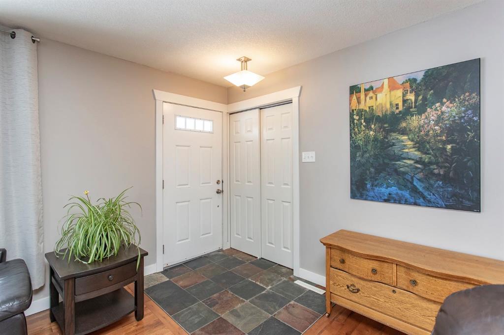 Picture for 3505 39 Street 