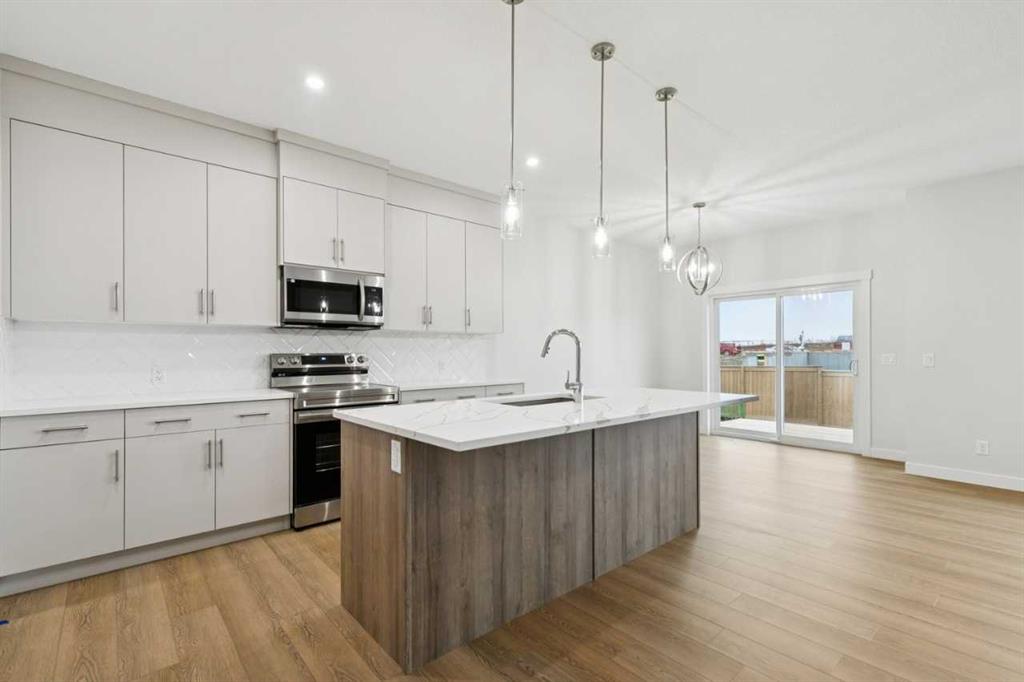 Picture for 85 Southborough Square 