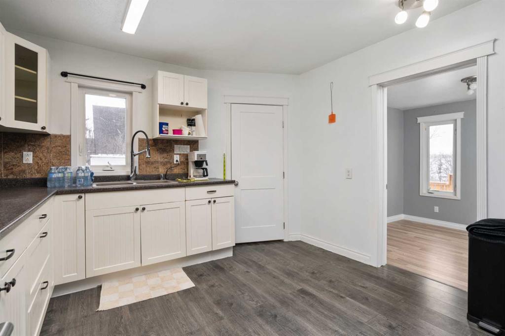 Picture for 211 Red Wing Crescent 