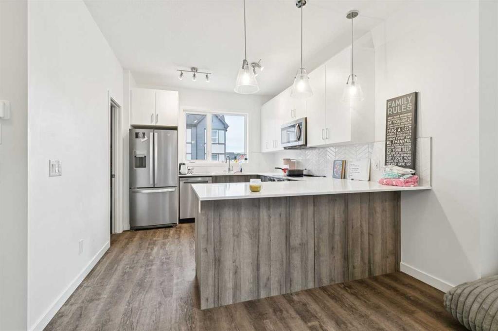 Picture for 403, 850 Belmont Drive SW