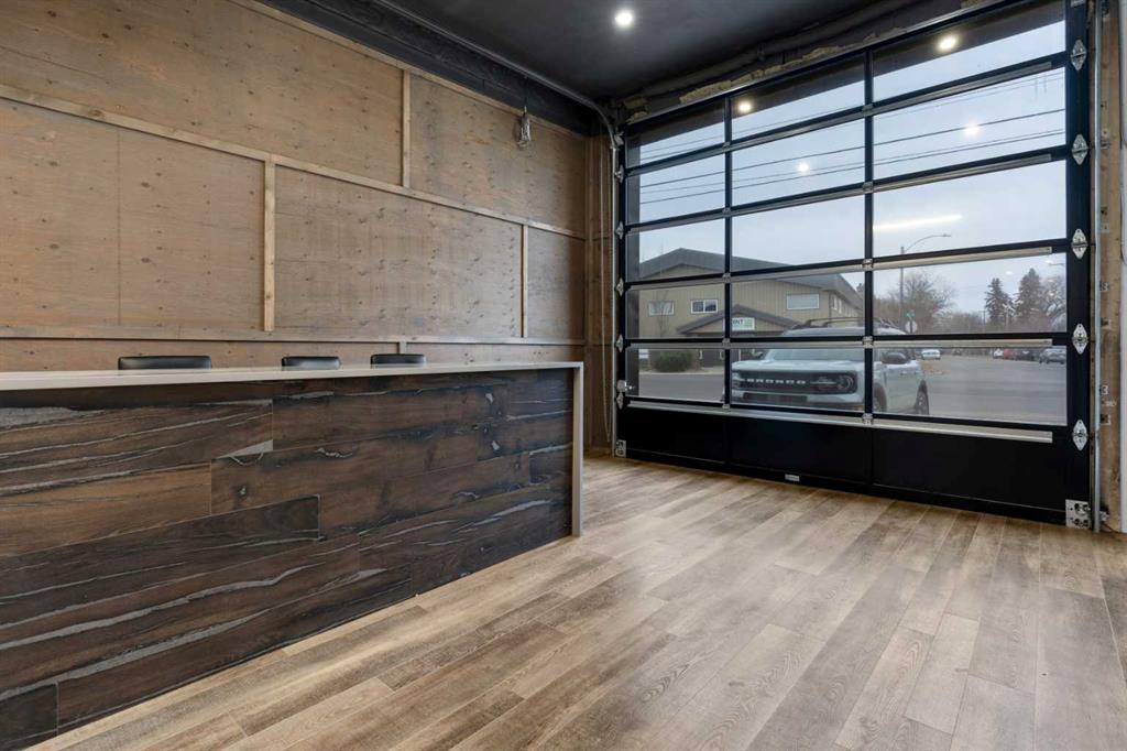 Picture for 102, 4912 46 Street 