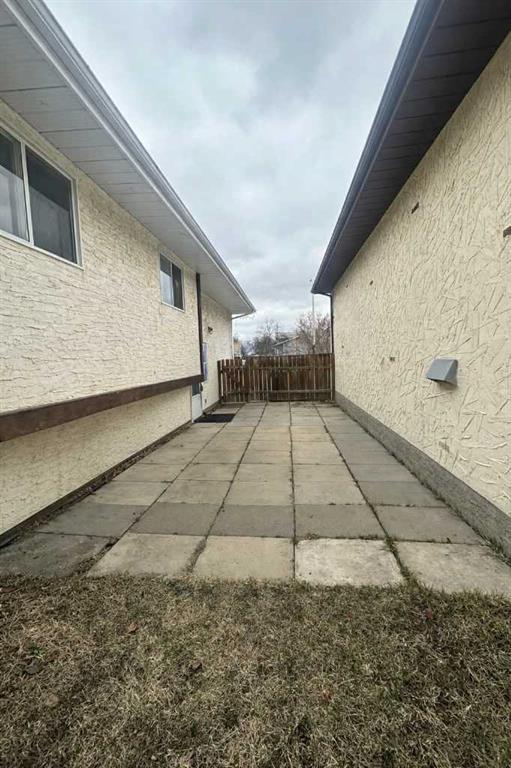 Picture for 3905 52 Avenue 