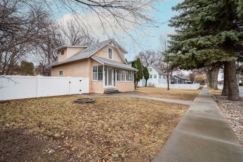 Picture for 15 7 Street SW