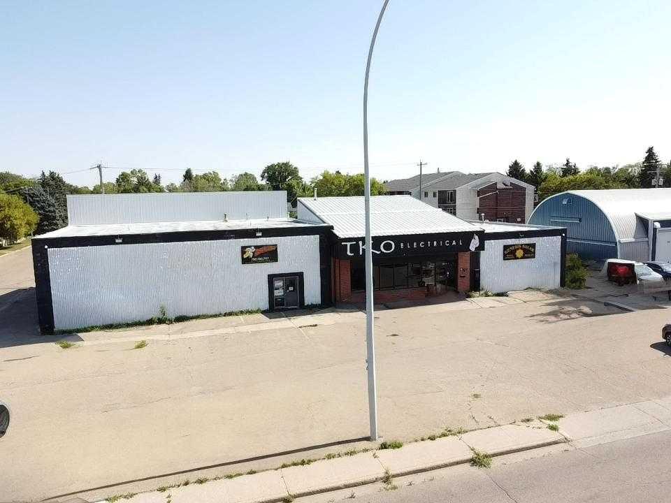 Picture for 5305 49 Street 