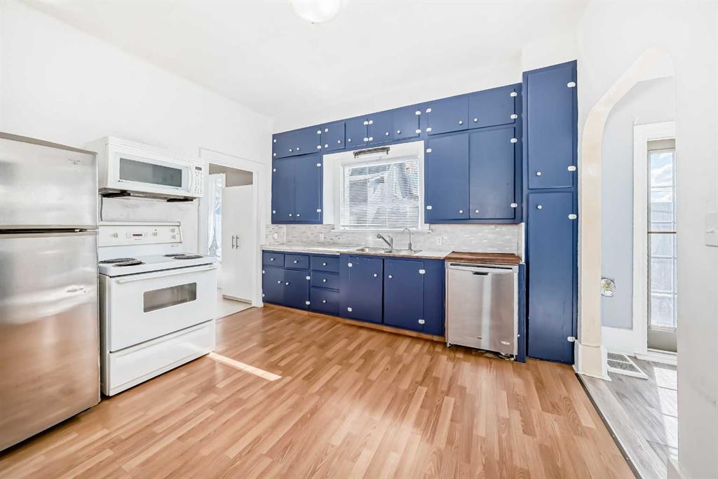 Picture for 5017 54 Ave  