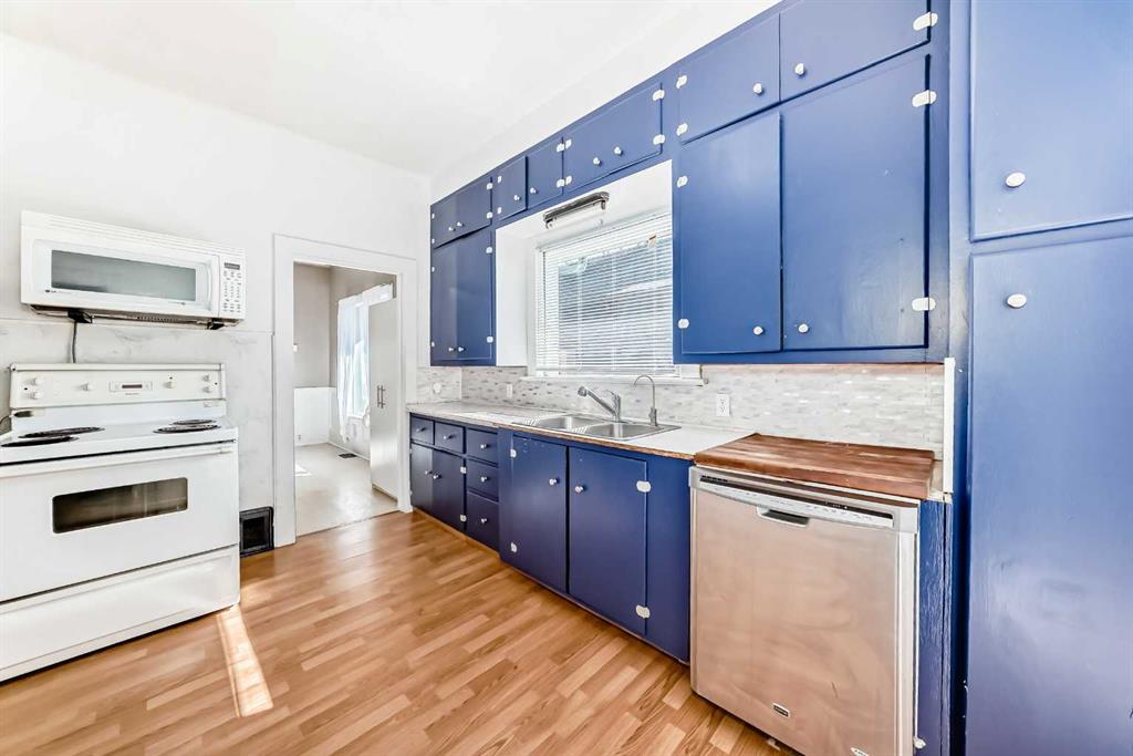 Picture for 5017 54 Ave  