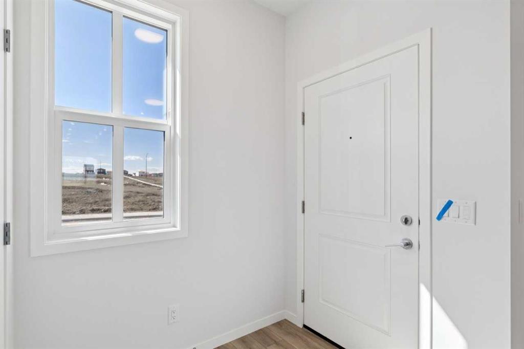 Picture for 74 Lucas Heath NW